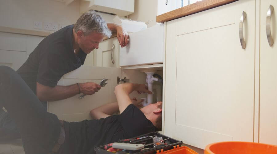 Expert burst pipe repair services in Damascus, OH
